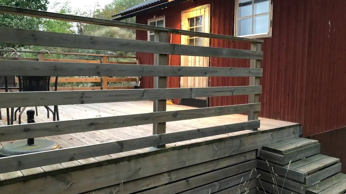 Huvudsta House | Mini holiday home in the middle of Stockholm on the lake