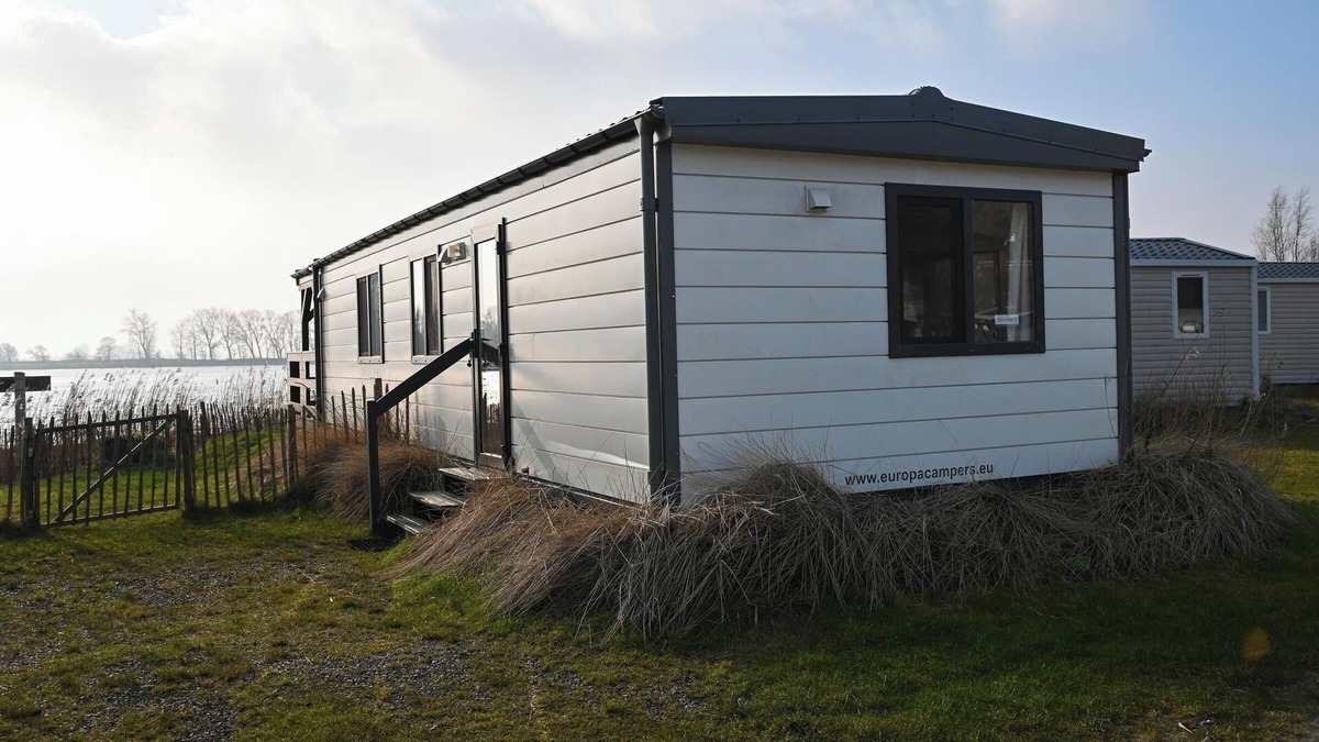Suderstapel House | Mini vacation home Eiderufer 1 - your natural retreat on the Eider