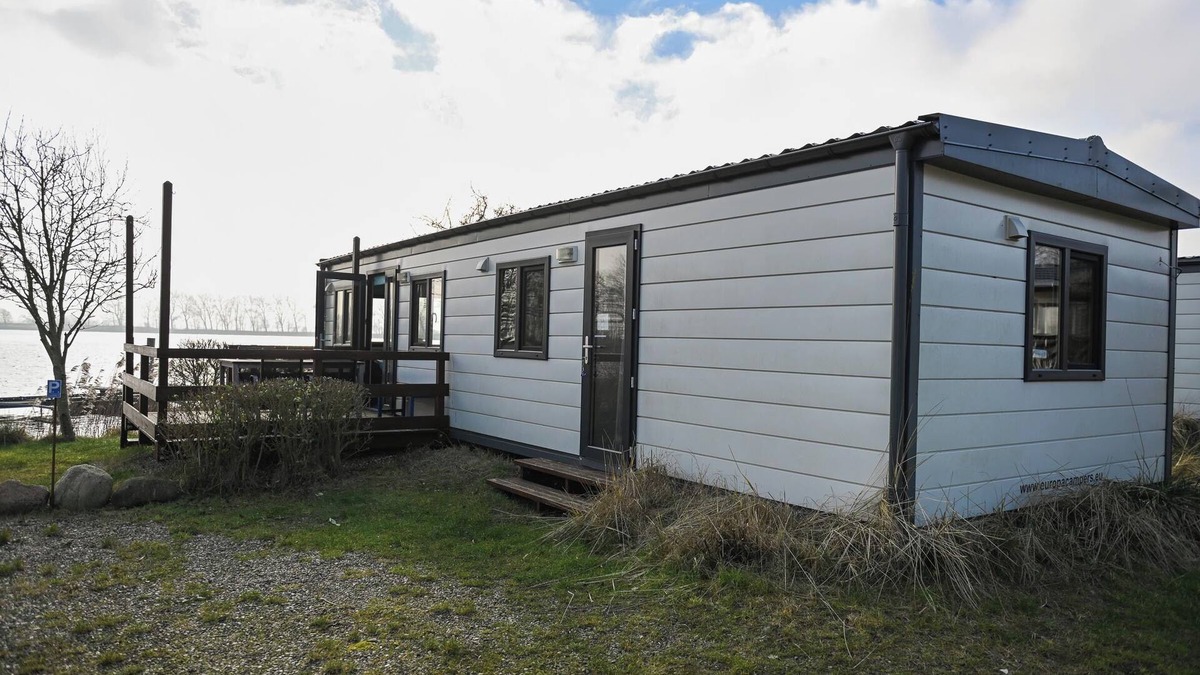 Suderstapel House | Mini vacation home Eiderufer 3 - your natural retreat on the Eider