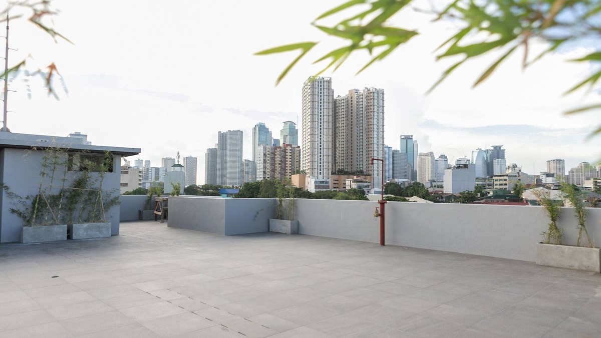 Kapitolyo Apartment | Minimalist Japanese-style Serviced Apartments | Staycation | BGC Area