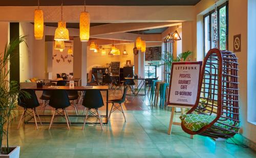 Hauz Khas Village Hotel | Minimalist One Hauz Khas Village