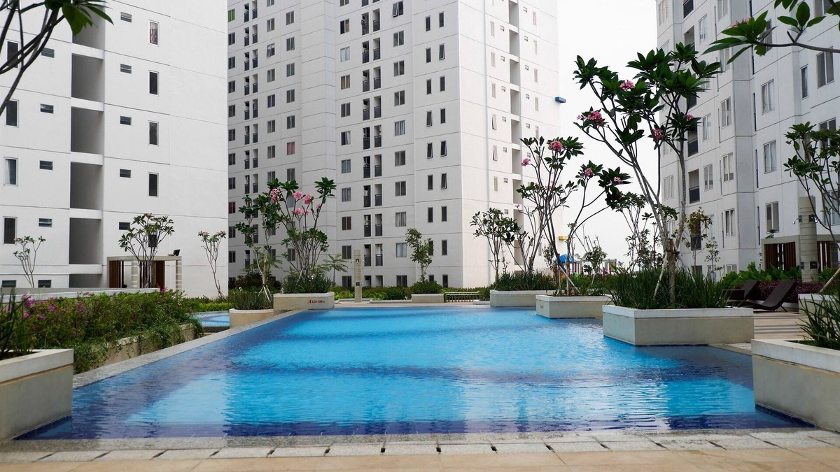 Jatinegara Apartment | Minimalist Studio at Bassura City Apartment By Travelio