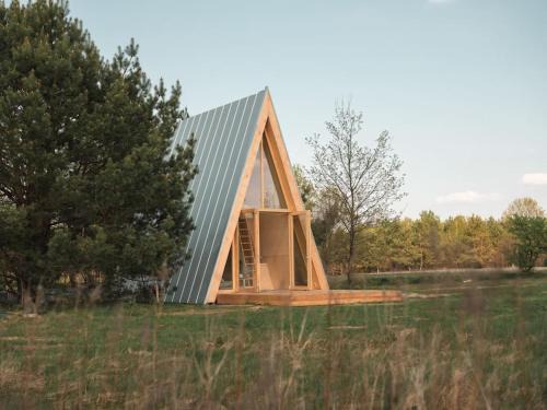 Brochow House | Minimalistyczny domek przy Kampinosie