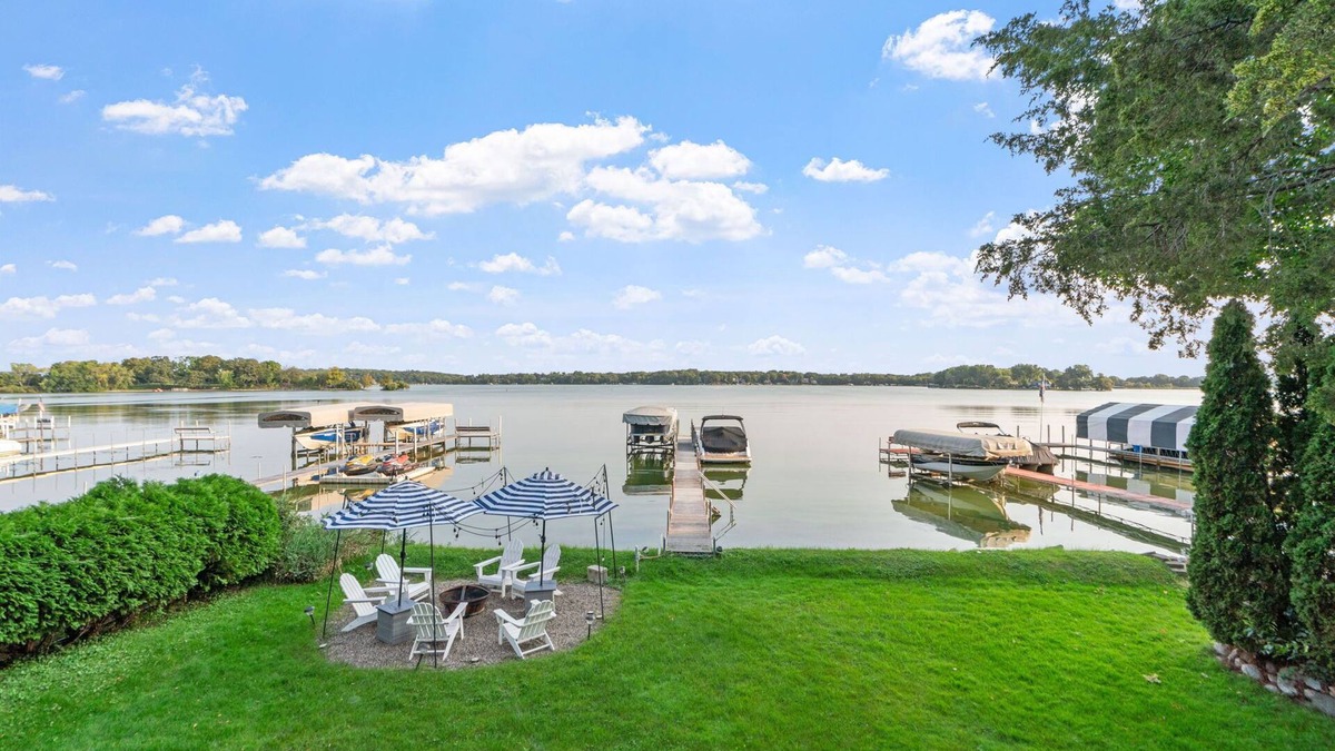Spring Park House | MINNeSTAY* Blue Horizon | Luxury |
