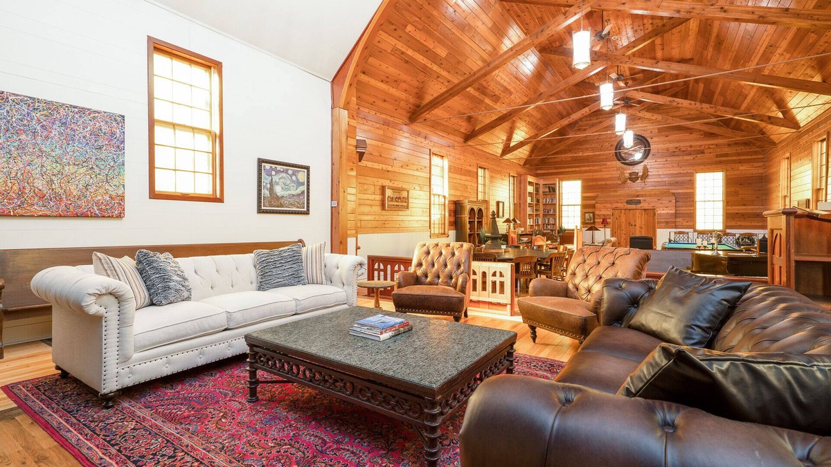 Powderhorn House | MINNeSTAY* Lyndale Church Lodge