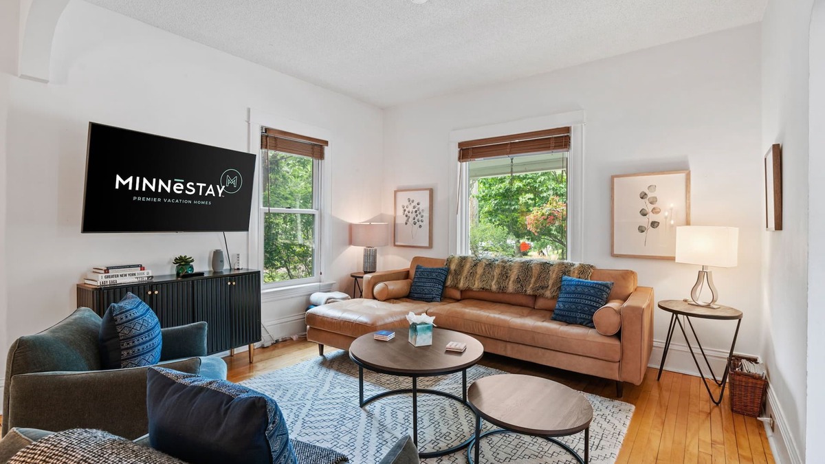 Linden Hills House | MINNeSTAY* The Linden House