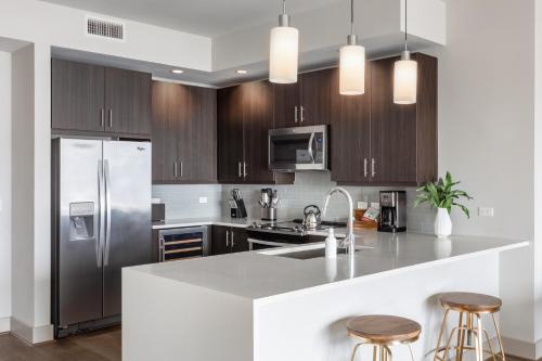 Uptown Apartment | Mint House Dallas - Victory Park