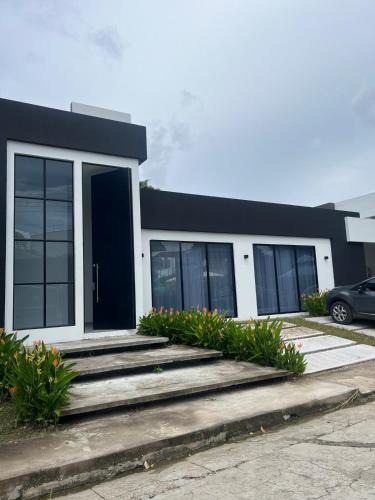 Ricaurte Villa | Mint House Escape