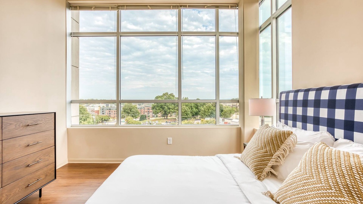 West End Apartment | Mint House Greenville - Downtown