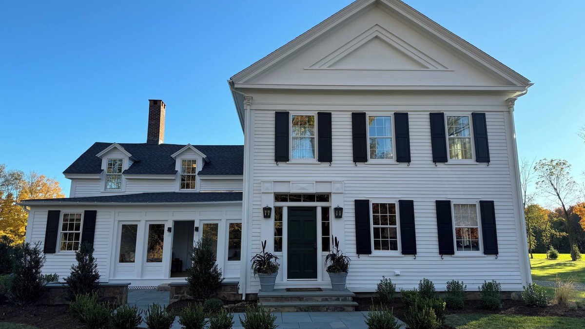 Simsbury Center House | Mint restored historic Simsbury 4BR estate; optional 1BR apt; all new amenities