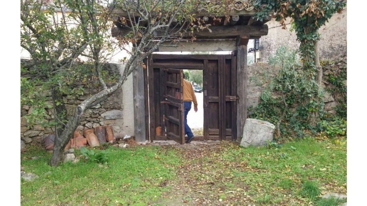 Basardilla Cottage | Minus House Cozy house in rural surroundings.