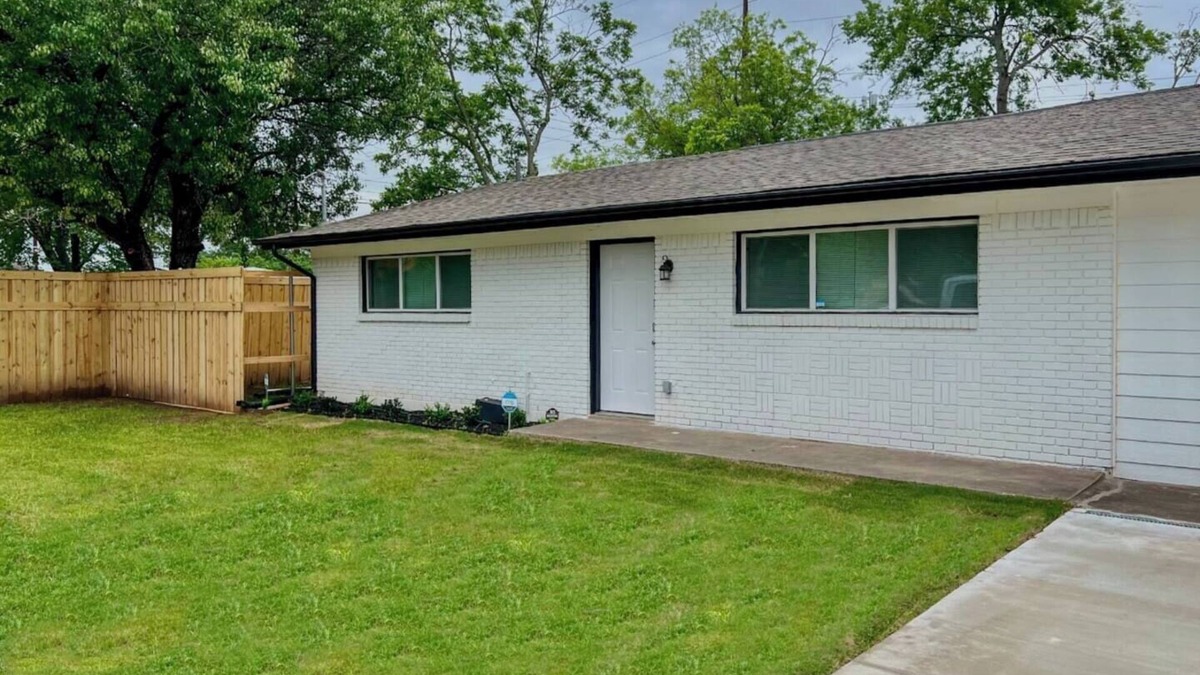 Denton House | Minutes Away from Downtown Denton and UNT/TWU
