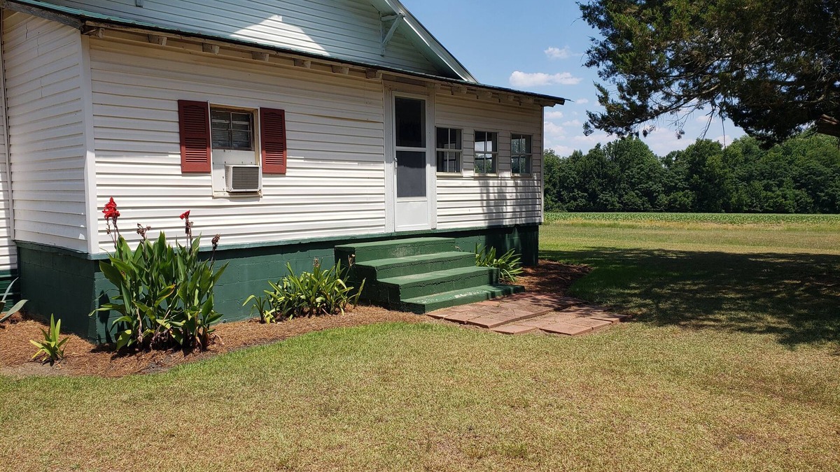 Dover Other | Minutes from Ga Southern & Historic Twin City is a 157 acre retreat to the past!
