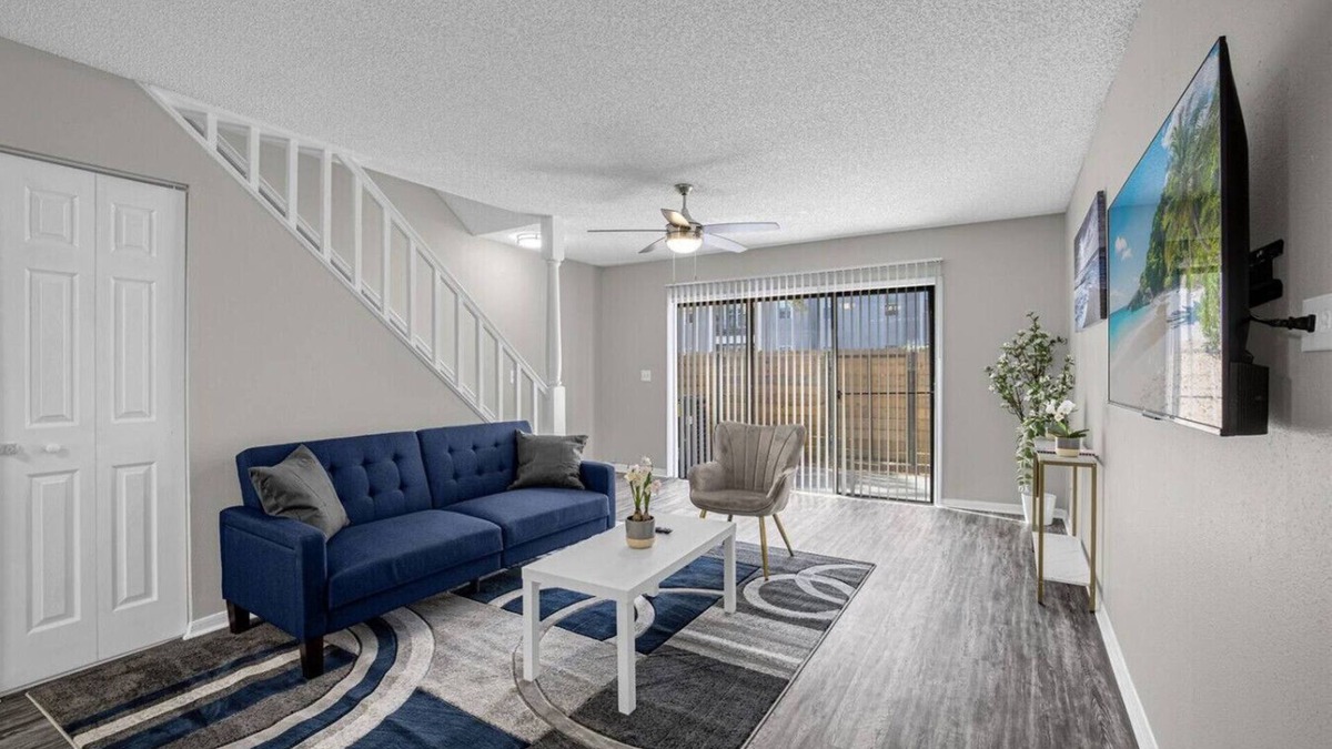 University House | Minutes from Moffit and Busch Gardens