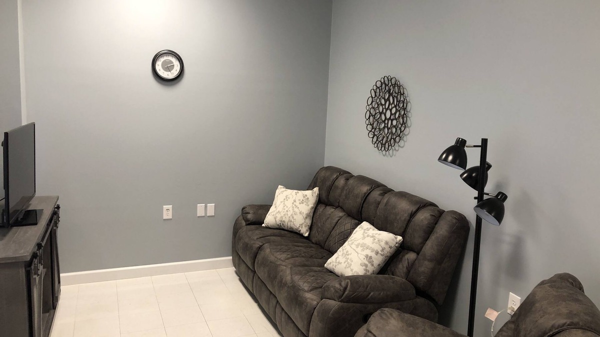 Iuka Apartment | Minutes from Pickwick Lake & 3 boat Landings. Boat Parking with 110v access.