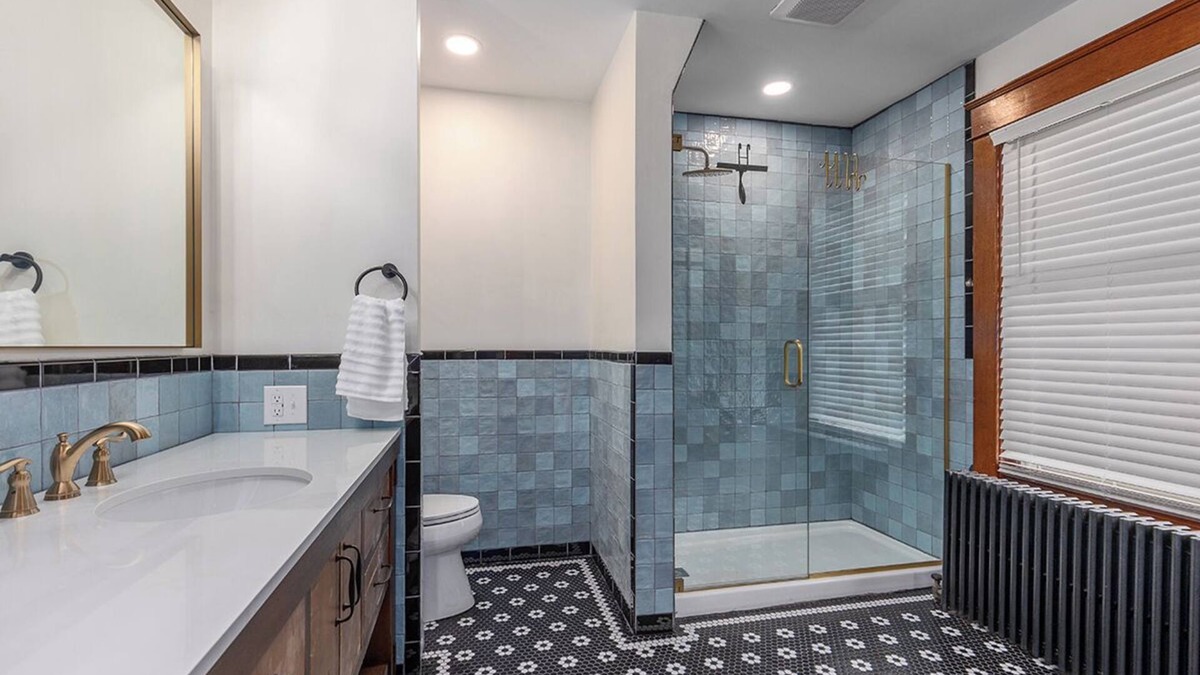 Hudsonville House | Minutes from the City and the Lakeshore