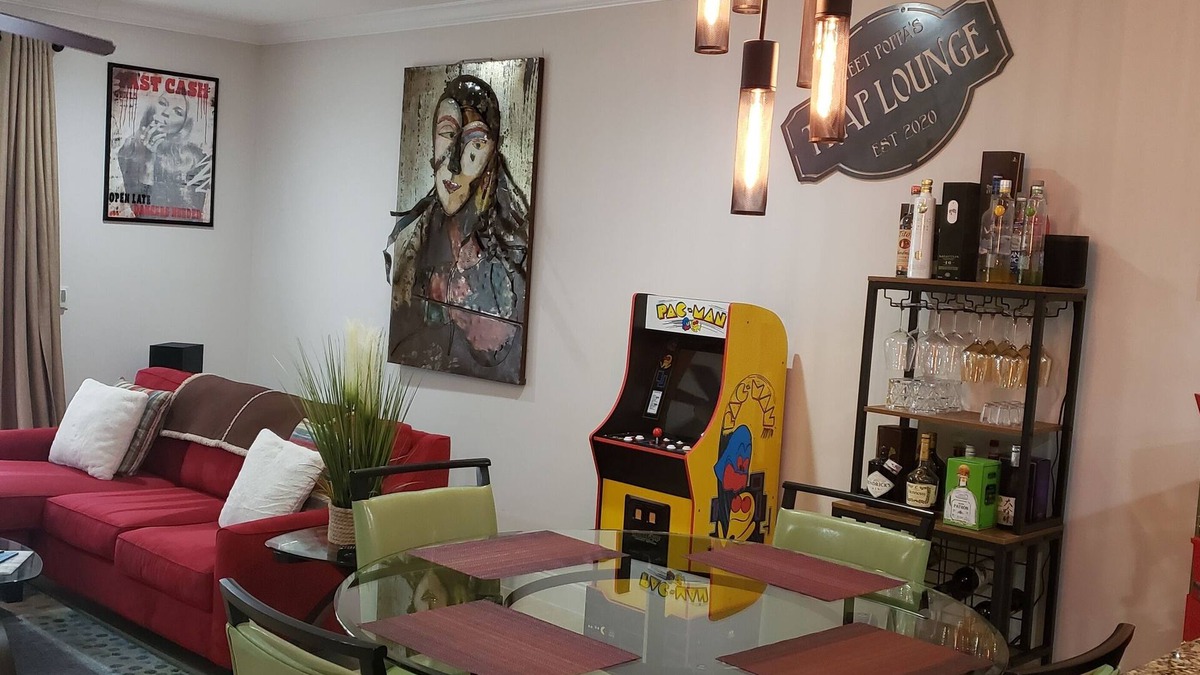 Davie House | Minutes To All the Attractions - Hard Rock Stadium