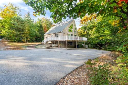 North Conway House | Minutes to Downtown & National Forest Ash Lodge