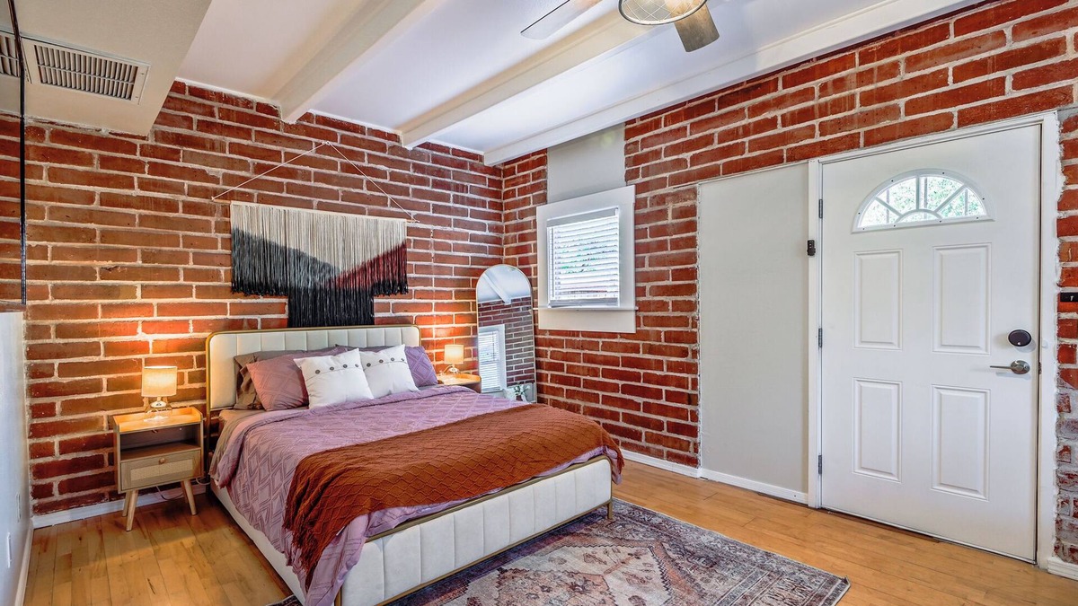 West University House | Minutes to Downtwn, 4th, UofA