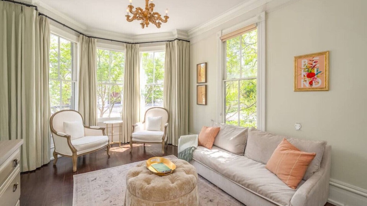 Historic Downtown Savannah Condo | Mirabelle Suite 2 - Private Suite in Historic Savannah