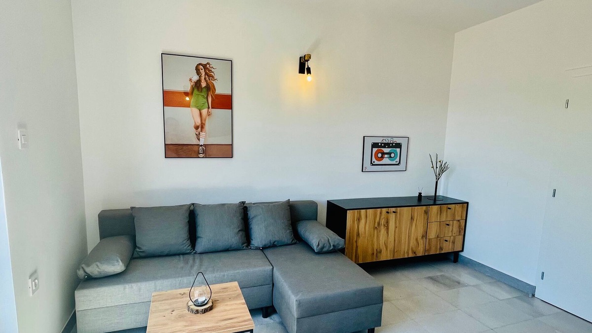 Cove Murtar Apartment | MiraMore - 4-star design apartment "Gecko", 60 m to the sea, dream view