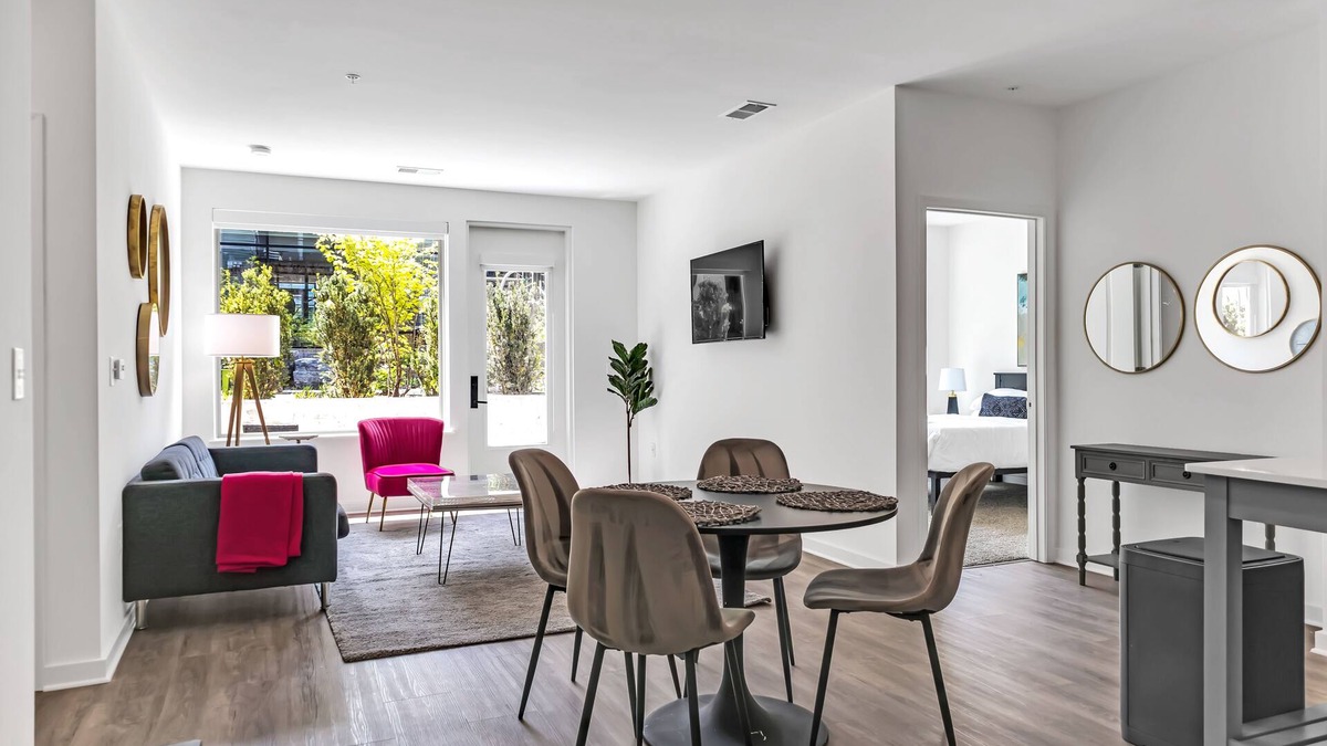 McLean Apartment | Mirror Magic 2BR/2BTH Stylish In Tyson w Amenities + Mall/Gym/Pool