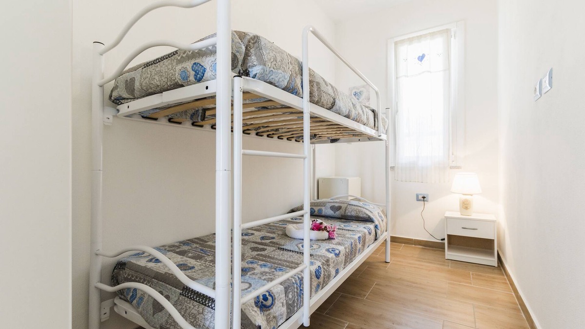 Calasetta Apartment | MIRTO, apartment with glimpse of the sea