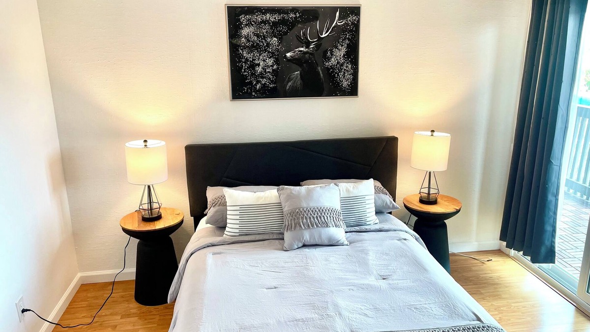Mission Valley West Condo | Mission Valley