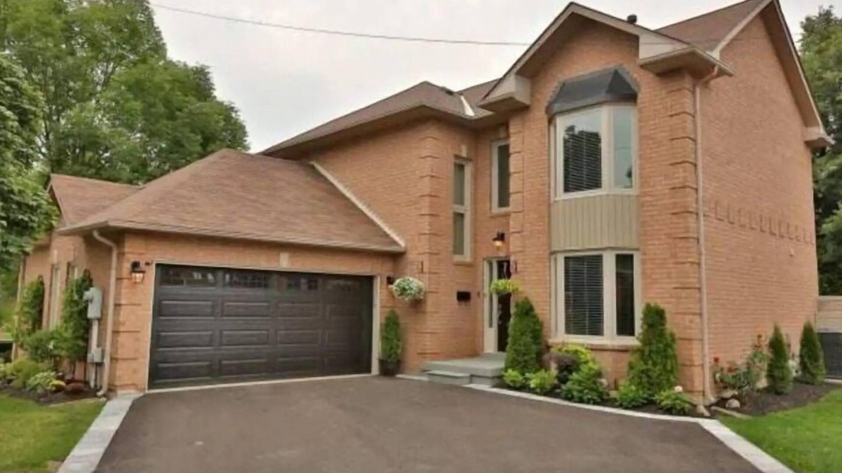 Lisgar House | Mississauga Manor - Meadowvale