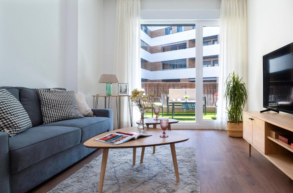 La Florida Apartment | Misterhost La Florida Piscina y Terraza