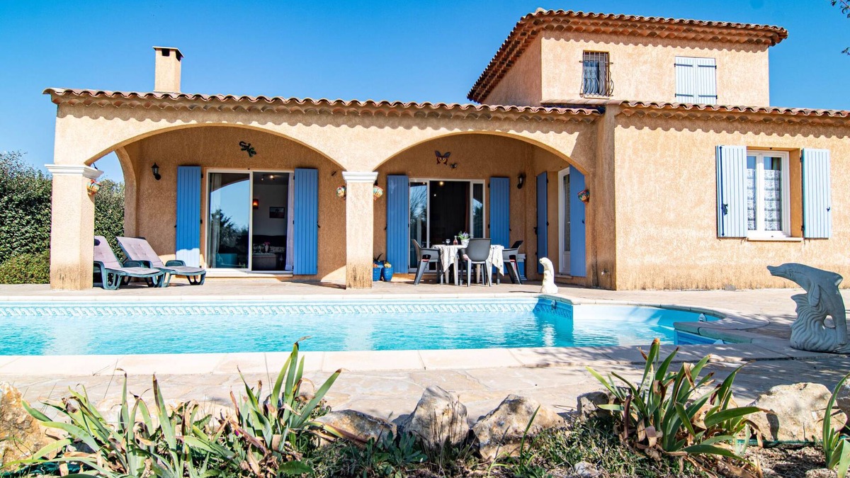 Regusse House | Mistral by Interhome
