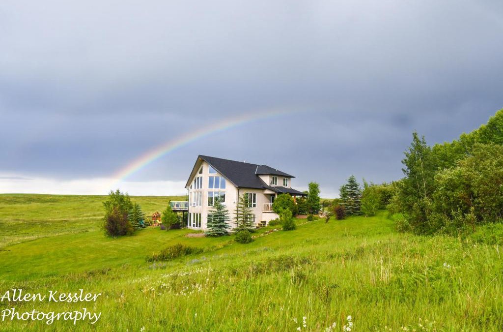 De Winton Bed & Breakfast | Misty Ridge Retreat B&B