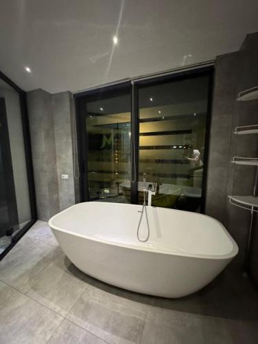 Avlabari Hotel | Mit Hotel Tbilisi