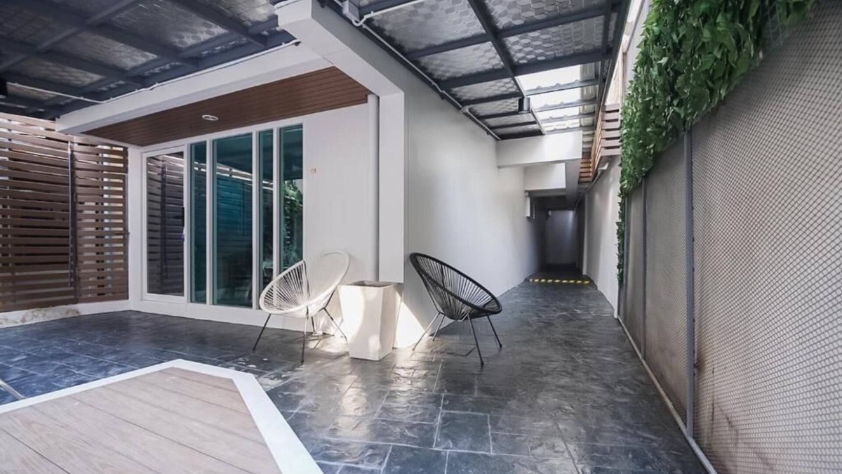 Wang Burapha Phirom Hotel | Mitr Inn Mrt Samyot Station - The Grand