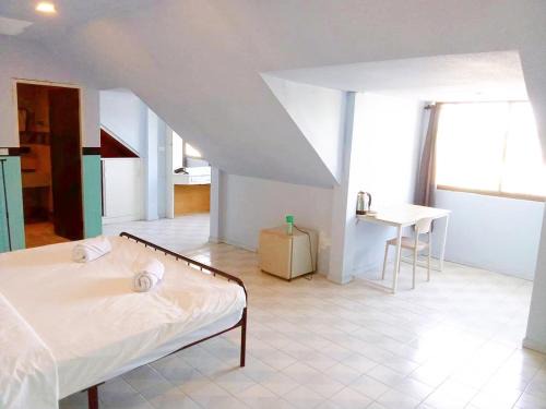 Talat Yai Apartment | Mitr Inn Phuket Oldtown