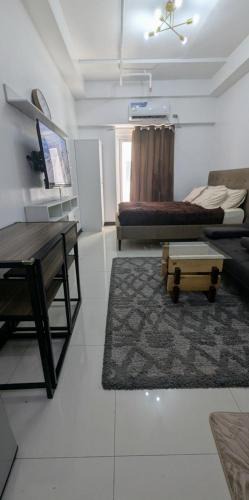 South Triangle House | Miya's Crib Staycation A