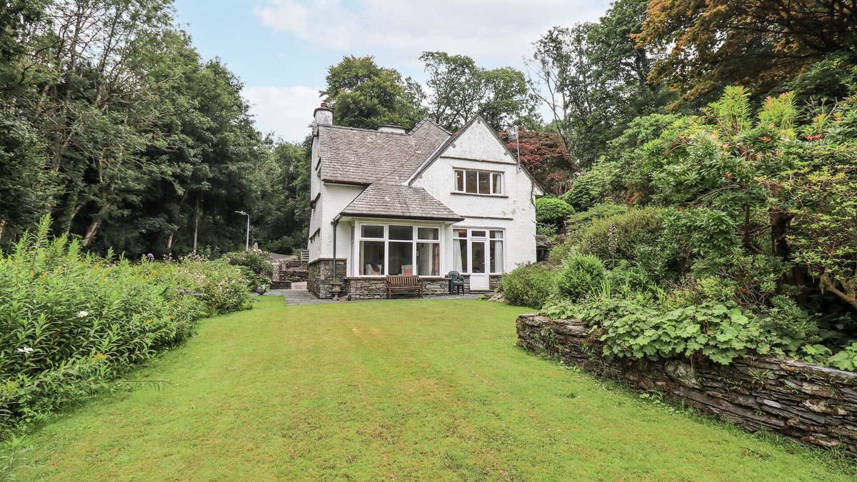 Bowness-on-Windermere House | MIYANLI, with open fire in Bowness-On-Windermere