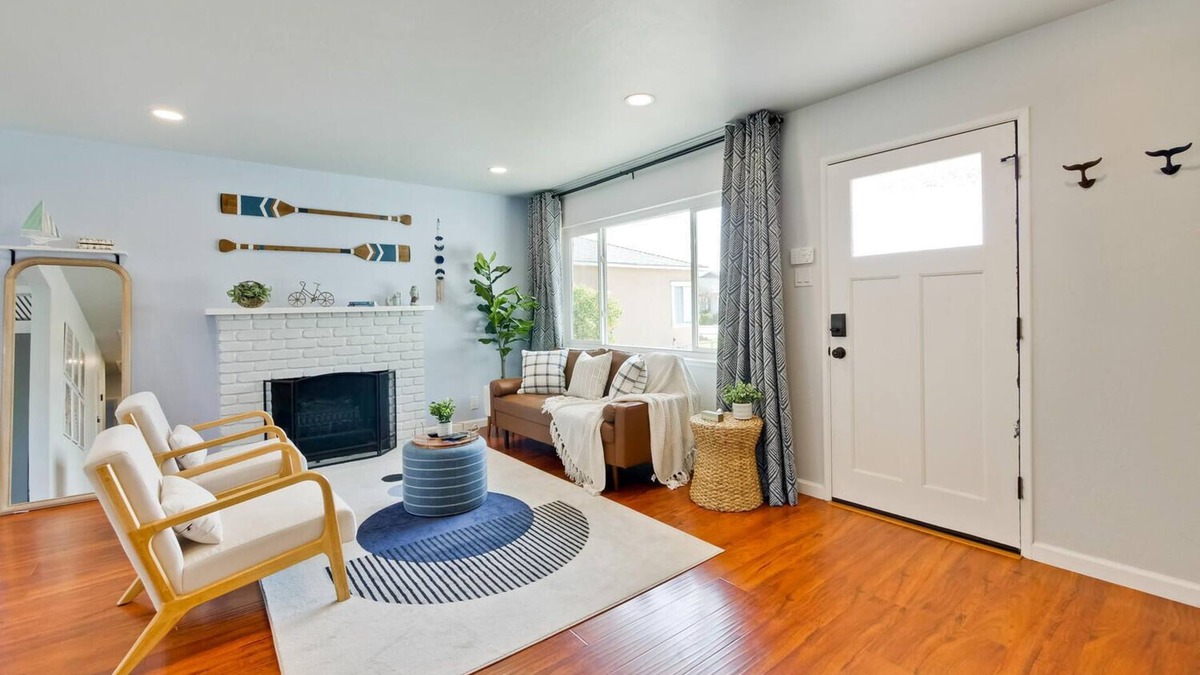 Santa Clara House | MJ@Cozy 2B1B Duplex/AC/Walk to Shopping 1891