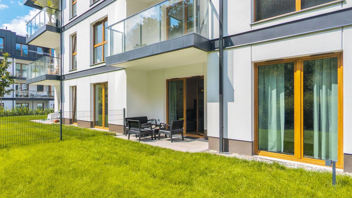 Siedlce Apartment | Mlyny Gdanskie Apartment with Terrace | Gym & Recreation Area