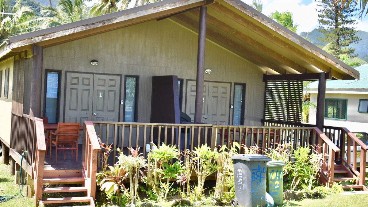 Takitumu District Apartment | MM Studio 1 - Great Value for Stunning Beach