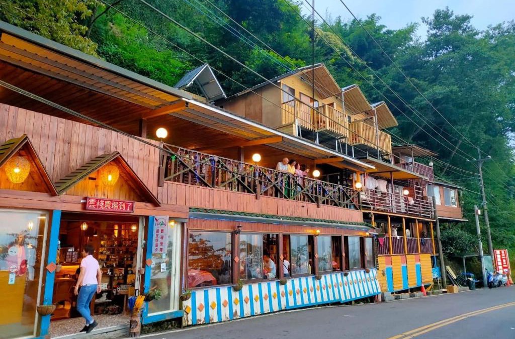Fuxing District Ski Chalet | Mo Huai Su-桃園市民宿085號