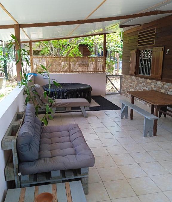Cayenne House | MO TI KOTÉ