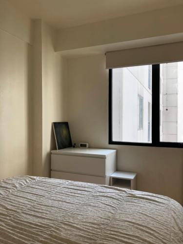 Jatinegara Apartment | Moagi Stay Geranium - Netflix Ready! at Bassura City Apartment