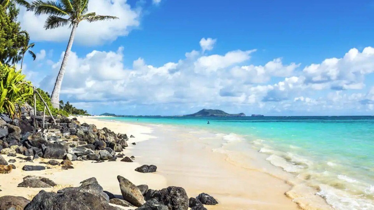 Kaneohe House | Moana Hale - Pool, Close to beach
