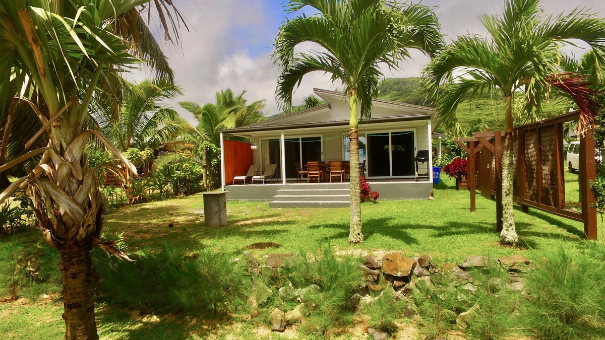Arorangi House | Moana Sunset Beach Villa