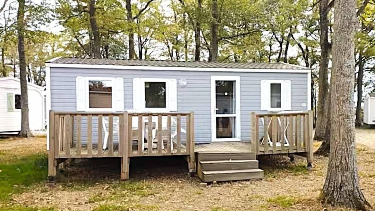 La Boissiere-de-Montaigu Apartment | Mobil Home First 3 ch 30min Puy du Fou