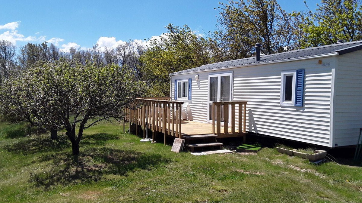 Saint-Trinit House | Mobil Home à la Campagne à Proximité du Mont Ventoux