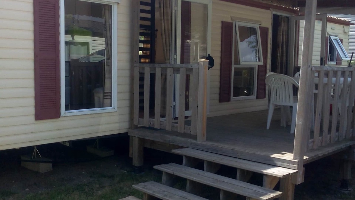 Coulanges House | MOBIL-HOME 4/6pers - 2 Ch - 1wc - comfortable English style. Lower rates