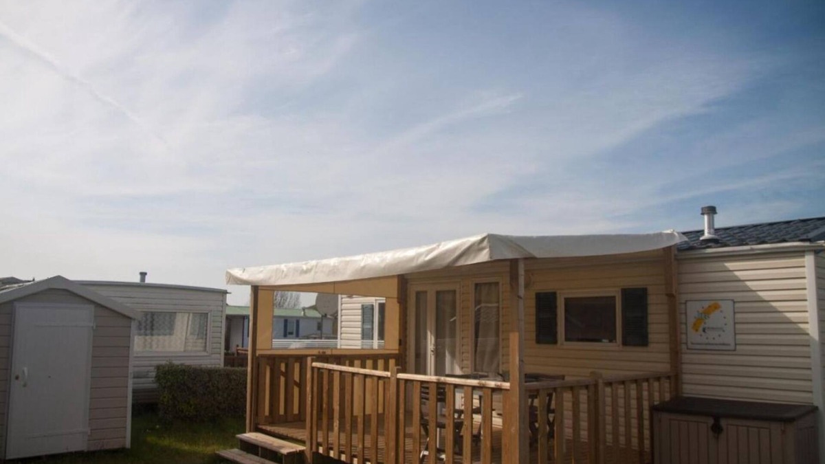 Berneval-le-Grand House | Mobil-home 500 m de la mer Avec Jardin à L'abri des Regards
