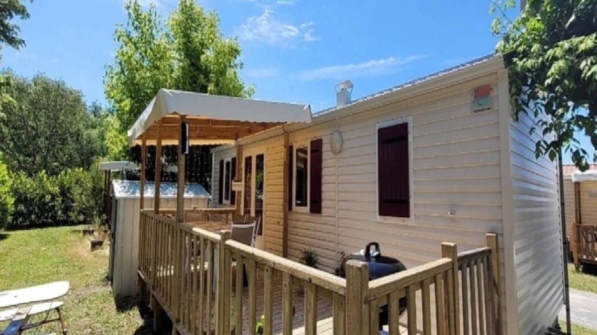 Avrille House | Mobil-home le Petit Paradis